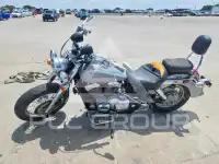 2005 Honda VT фото