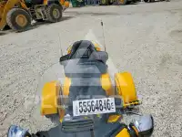 2005 Honda GL photo