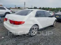 2005 Honda Accord фото