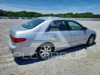 2005 Honda Accord фото