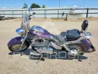 2005 Honda VTX photo