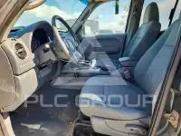 2005 Jeep LIBERTY фото