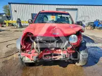 2005 Jeep LIBERTY фото