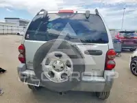 2005 Jeep LIBERTY photo