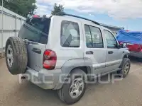 2005 Jeep LIBERTY photo