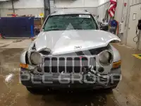 2005 Jeep LIBERTY фото