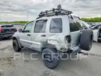 2005 Jeep LIBERTY фото