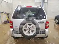 2005 Jeep LIBERTY фото
