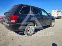 2005 Jeep CHEROKEE photo