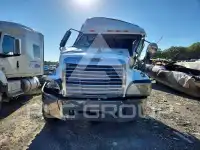 2005 Freightliner  photo