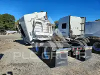 2005 Freightliner  photo