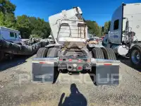 2005 Freightliner  photo