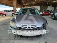 2005 Mazda 3 photo