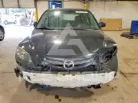 2005 Mazda 3 photo