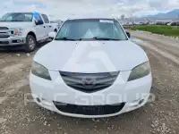 2005 Mazda 3 photo
