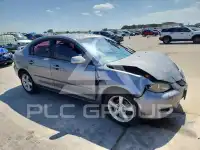 2005 Mazda 3 photo