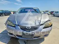 2005 Mazda 3 photo