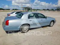 2005 Lincoln Town фото