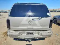 2005 Cadillac ESCALADE фото