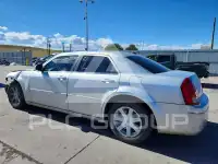 2005 Chrysler 300 фото