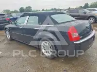 2005 Chrysler 300 photo