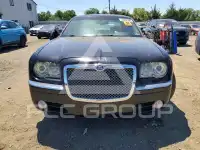 2005 Chrysler 300 фото