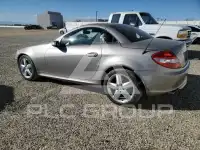 2005 Mercedes Benz SLK-Class photo
