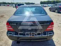 2005 Mercedes Benz C-Class photo
