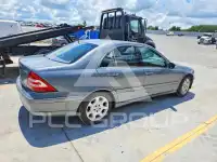 2005 Mercedes Benz C-Class фото