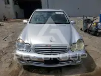 2005 Mercedes Benz C-Class photo