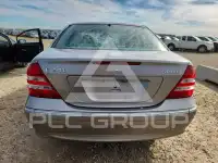 2005 Mercedes Benz C-Class photo