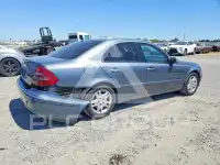 2005 Mercedes Benz E-Class photo
