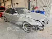 2005 Mercedes Benz E-Class photo
