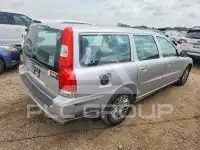 2005 Volvo V70 фото