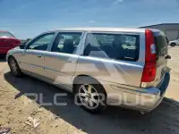 2005 Volvo V70 фото