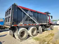 2005 Volvo VHD фото