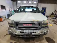 2005 GMC Sierra фото