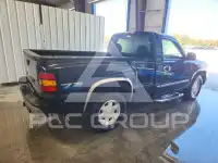 2005 GMC Sierra photo