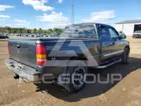 2005 GMC Sierra photo