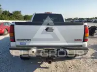2005 GMC Sierra photo