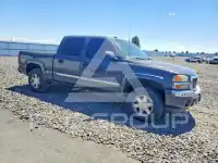 2005 GMC Sierra photo
