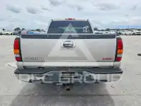 2005 GMC Sierra фото