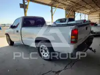 2005 GMC Sierra photo