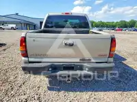 2005 GMC Sierra photo