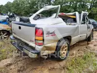 2005 GMC Sierra photo