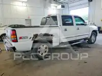 2005 GMC SIERRA photo