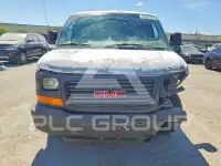 2005 GMC Savana photo