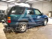 2005 GMC YUKON photo