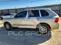 2005 Porsche Cayenne photo