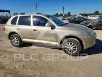 2005 Porsche Cayenne photo